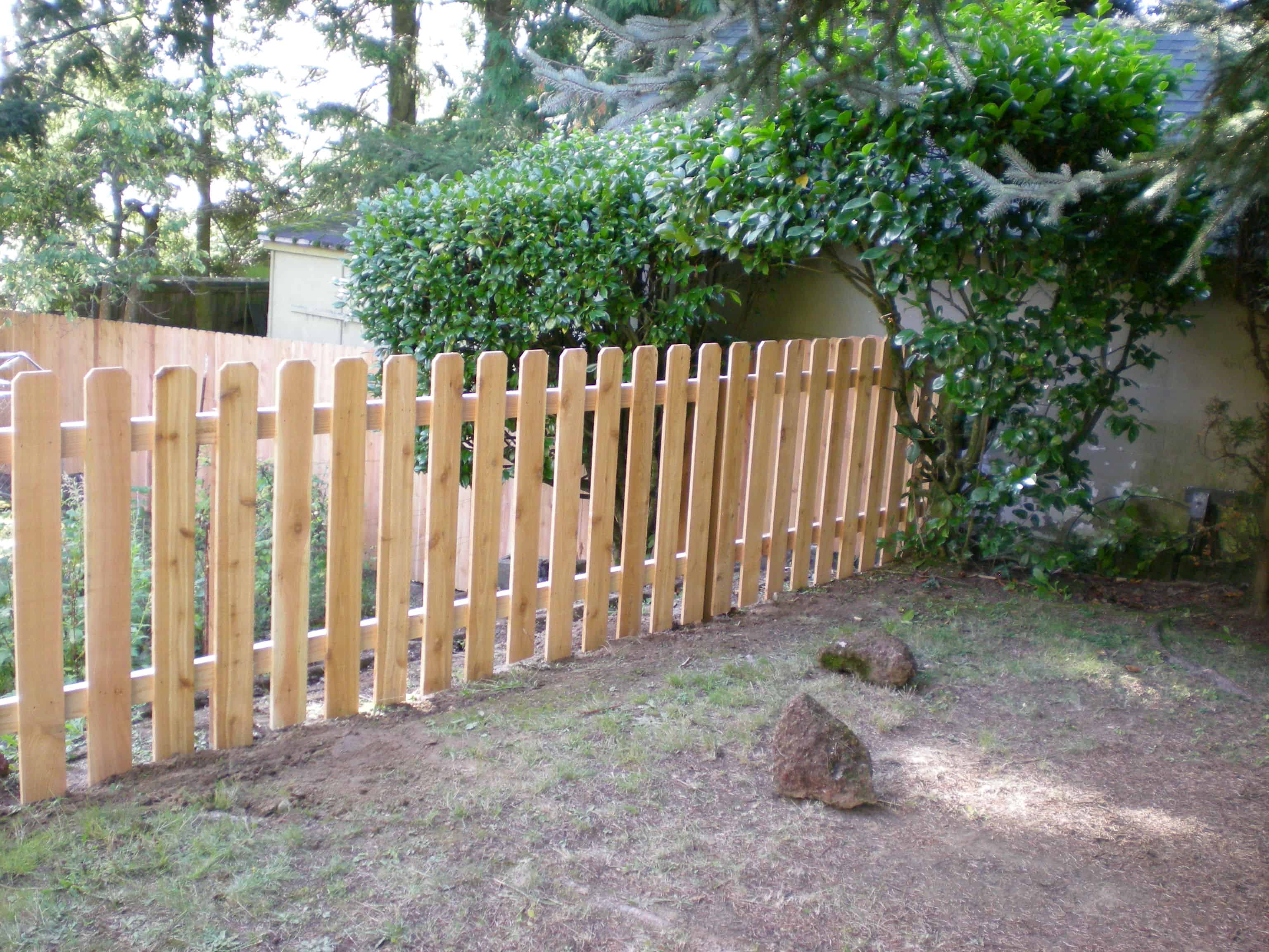 wood dog ear picket fence